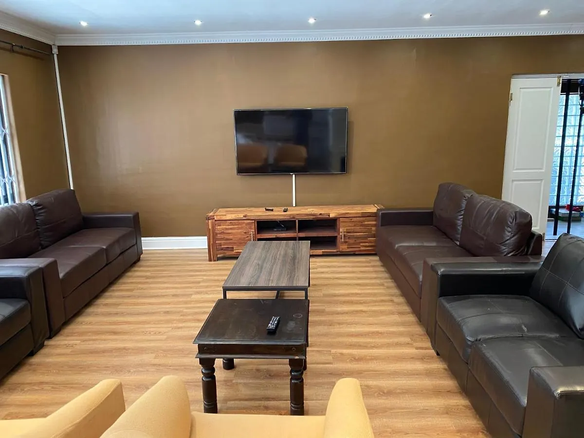 ホテル Rondebosch Luxury Living ケープタウン 0*,  南アフリカ